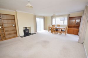 Lounge- click for photo gallery